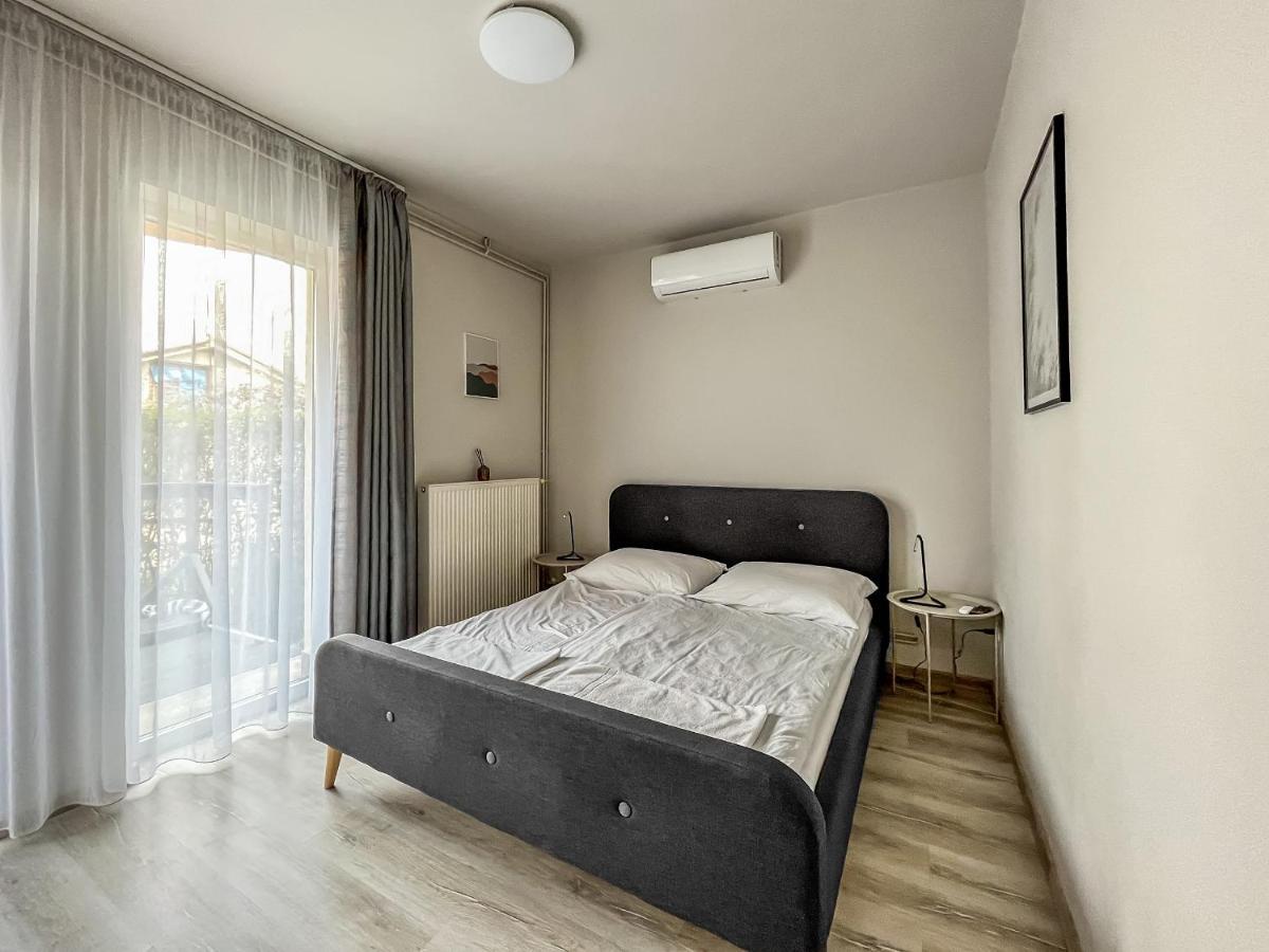 Villa 21 Boutique Rooms Balatonalmádi エクステリア 写真