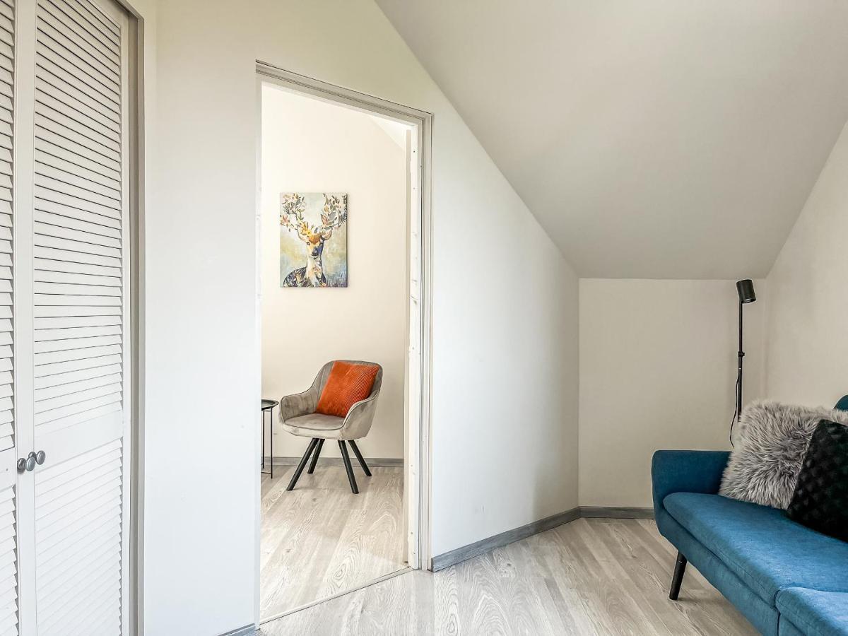 Villa 21 Boutique Rooms Balatonalmádi エクステリア 写真